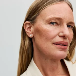 Pandora Witte roos in bloei oorknopjes 293209C01