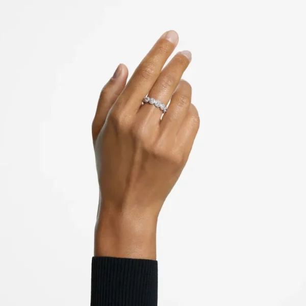 Swarovski Constella ring Stijlvol ontwerp met ronde slijpvorm Zilver/Wit